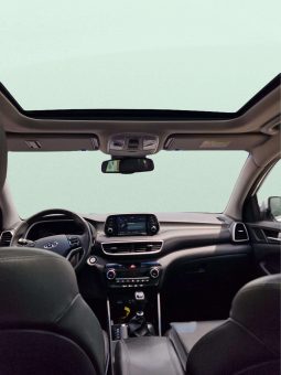 
										HYUNDAI Tucson TUCSON FL TGDI 1.6 177 CV 4X2 TECNO SKY full									