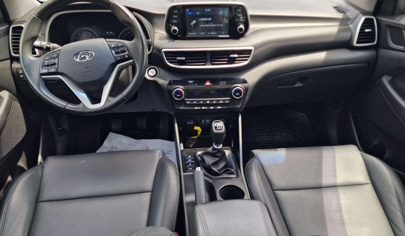 
								HYUNDAI Tucson TUCSON FL TGDI 1.6 177 CV 4X2 TECNO SKY full									