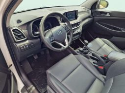 
										HYUNDAI Tucson TUCSON FL TGDI 1.6 177 CV 4X2 TECNO SKY full									